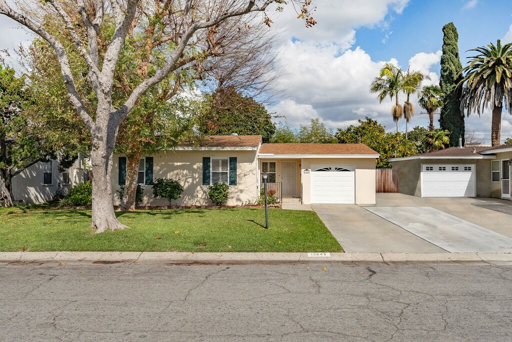 Property Photo: 13643 Cullen Street CA 90605