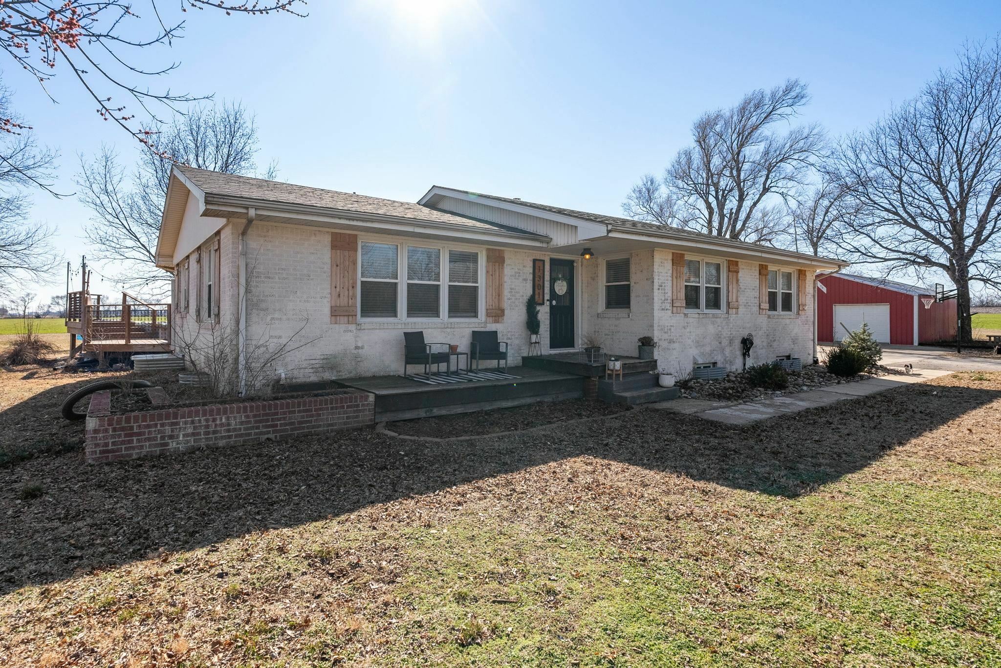 Property Photo:  1301 W 79th St S  KS 67060 