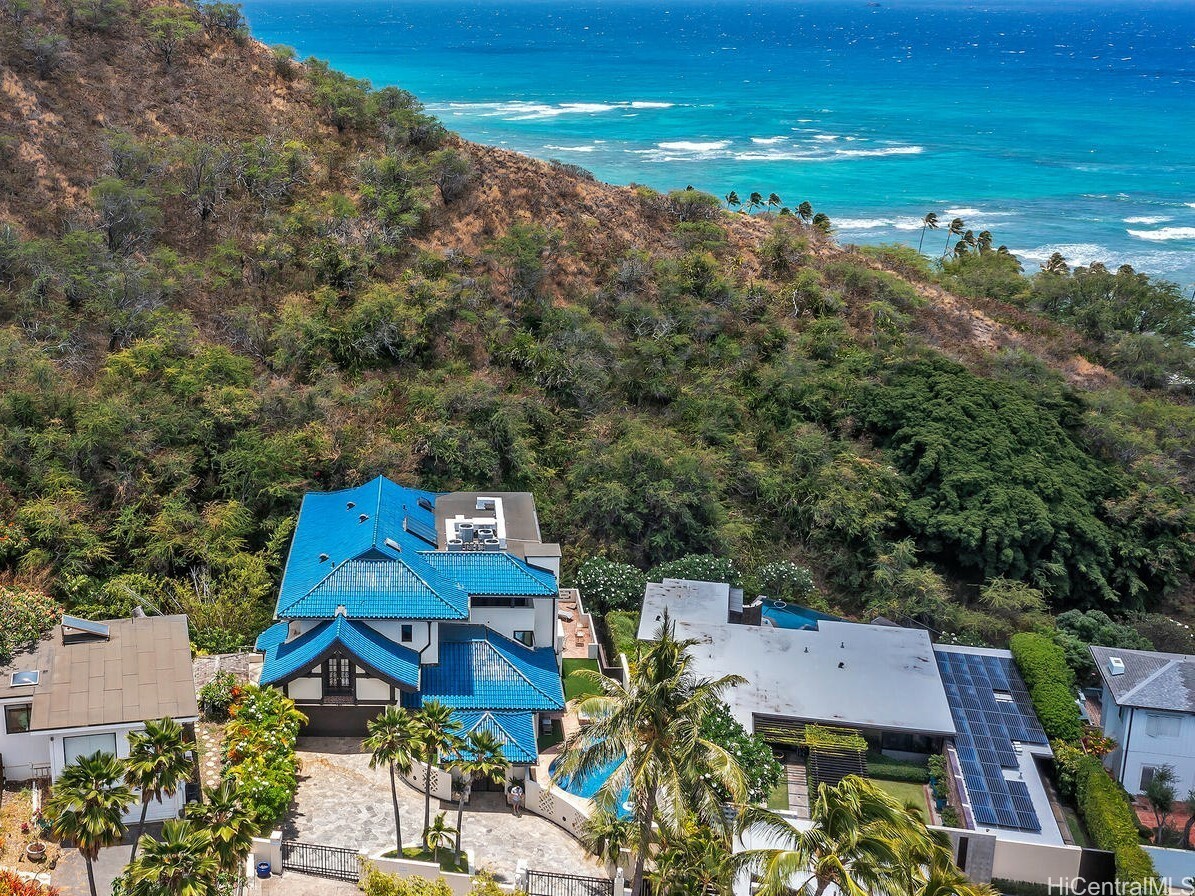 Property Photo: 2999 Makalei Place HI 96815