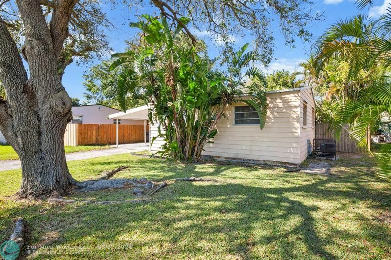 Property Photo:  2123 Plunkett Ct  FL 33020 