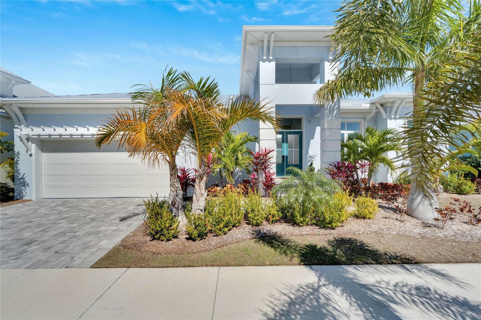 Property Photo:  5711 Tybee Island Drive  FL 33572 