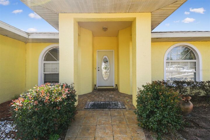 Property Photo:  45 Cr 532C  FL 33513 