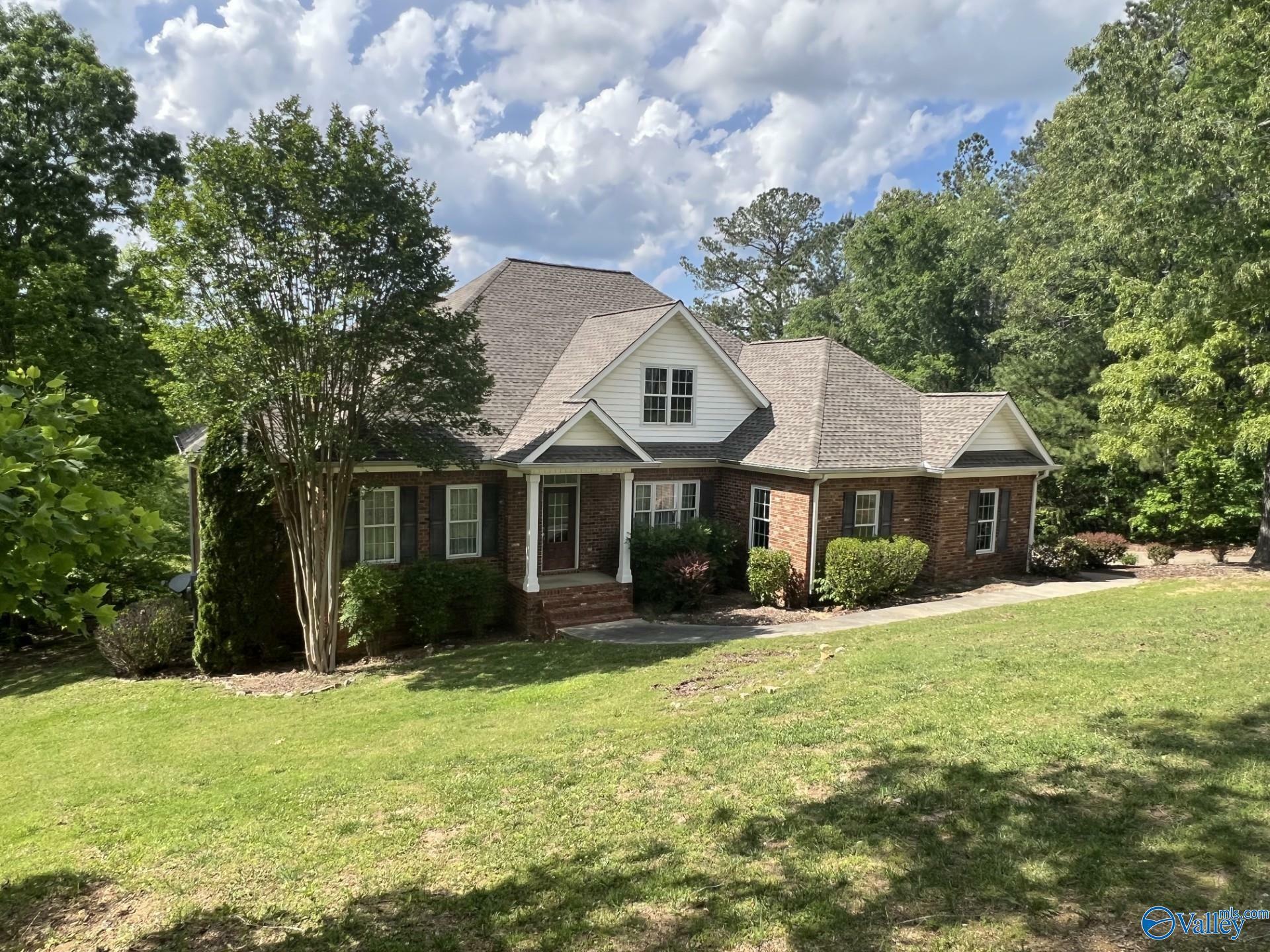 Property Photo: 248 Woodmont Drive AL 35175