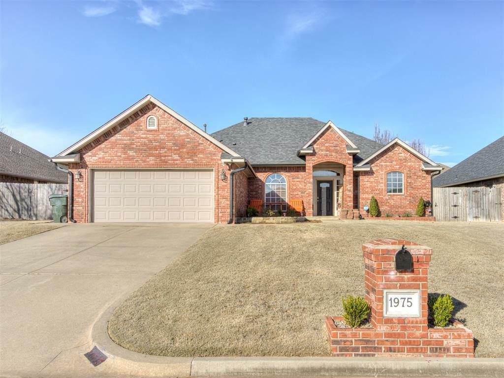 Property Photo: 1975 Townsend Court OK 73130
