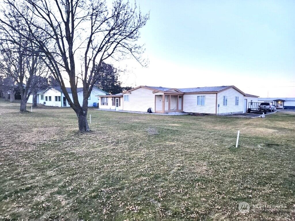 Property Photo:  16802 SE Out Of Bounds Lane  WA 98857 