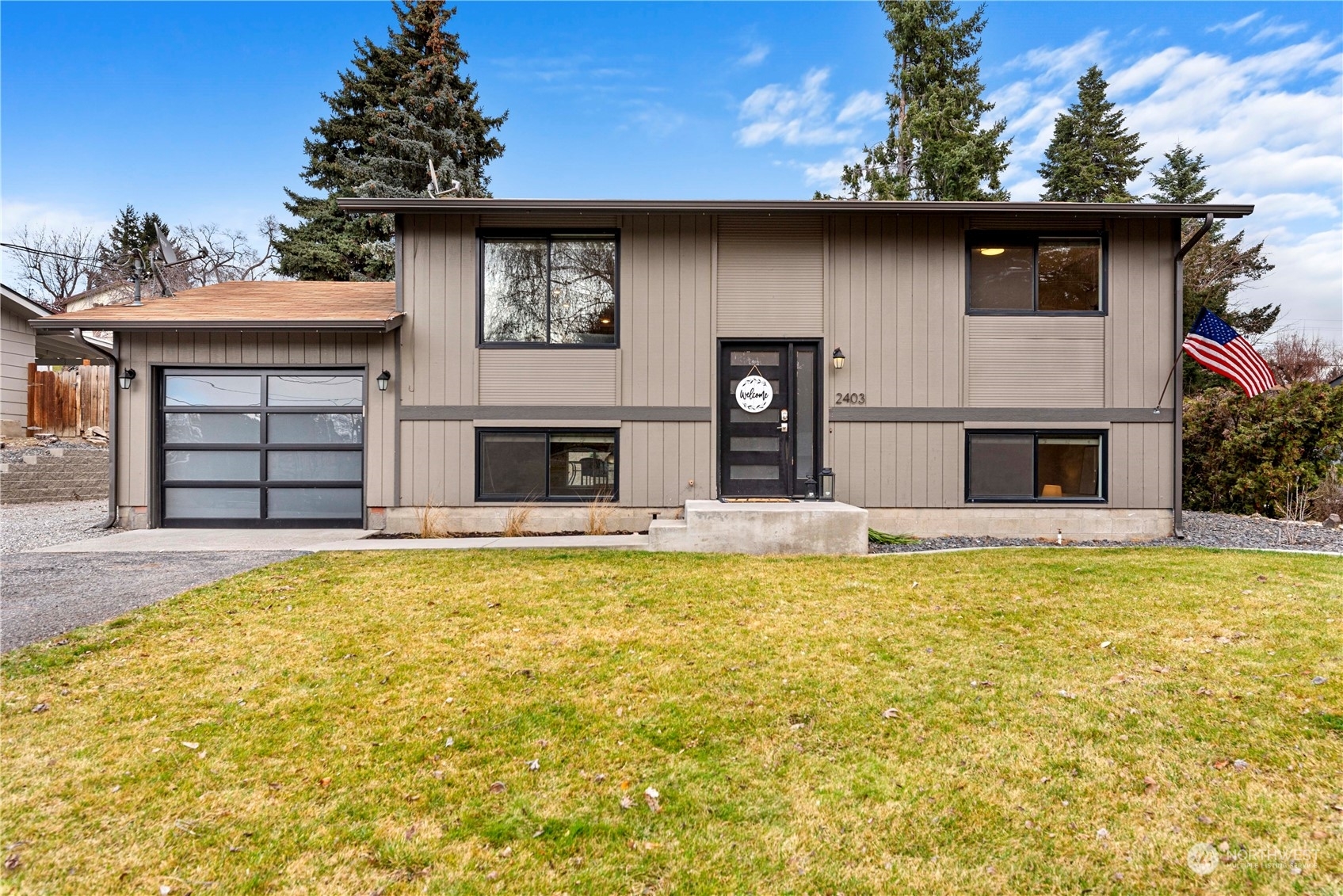 Property Photo:  2403 NW Alan Ave Avenue  WA 98802 