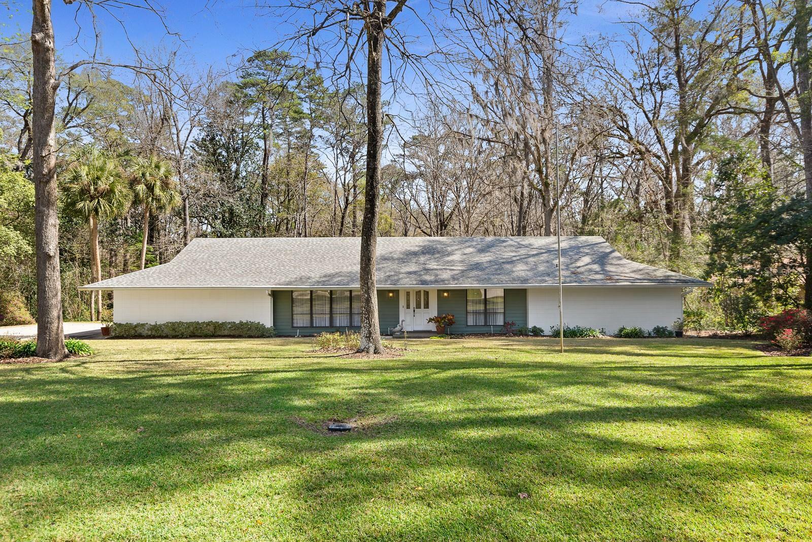 Property Photo: 3411 NW 38th Street FL 32606