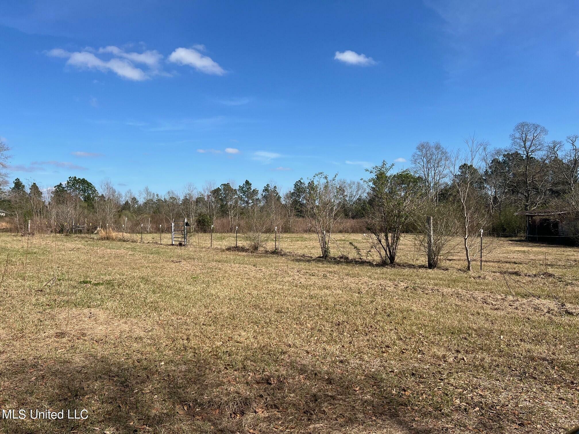 Property Photo:  18360 Robinson Road  MS 39503 