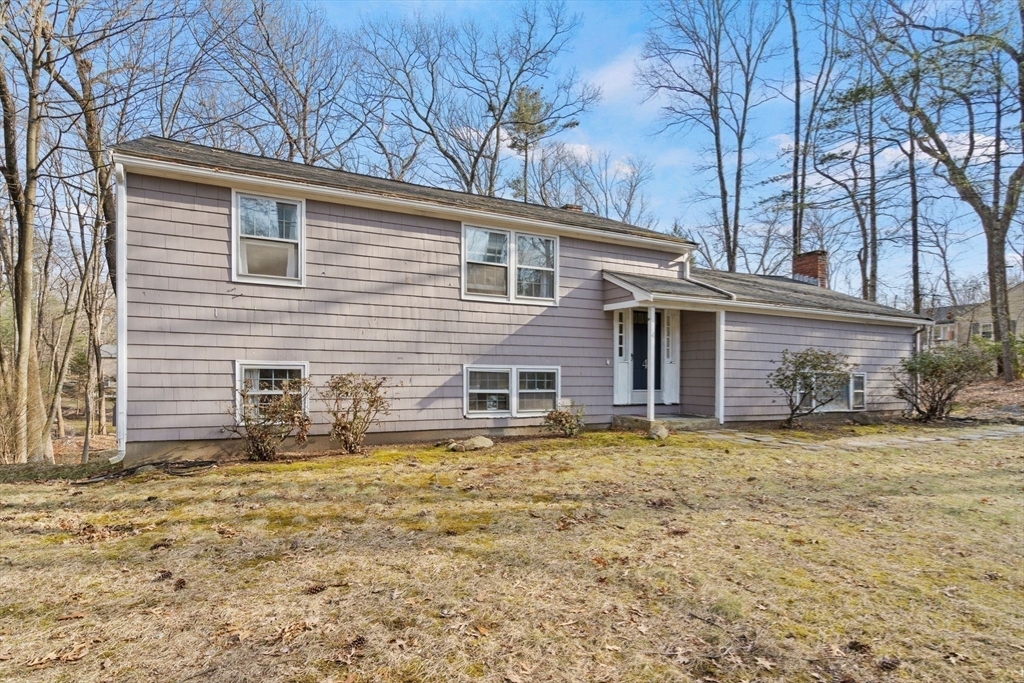 Property Photo:  4 Flintlock Dr  MA 01720 