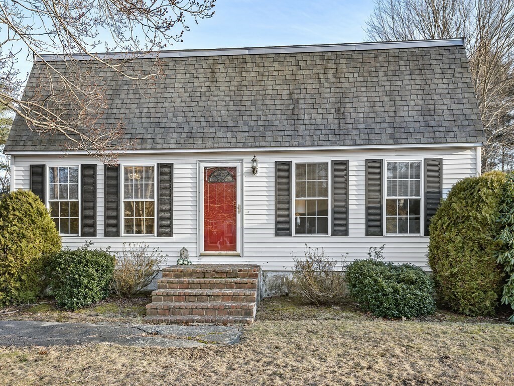 Property Photo: 12 Portsmouth Rd MA 01913