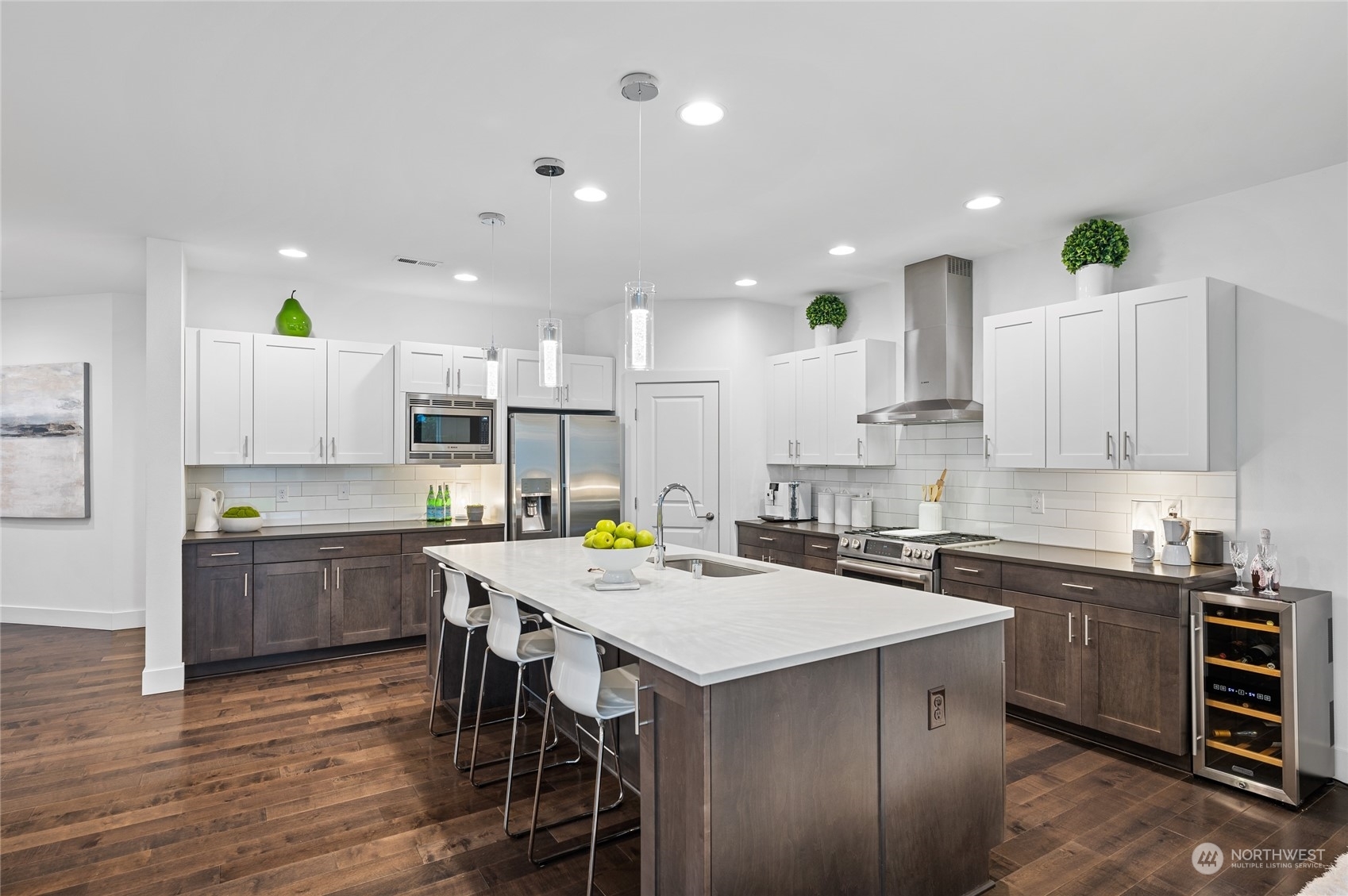 Property Photo: 9417 132nd Avenue NE WA 98033