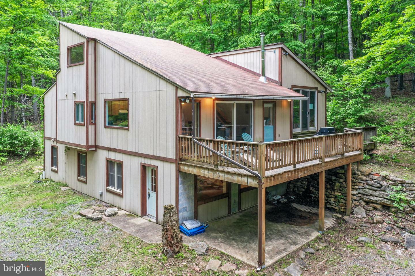 Property Photo:  18 Whipporwill Court  WV 25411 