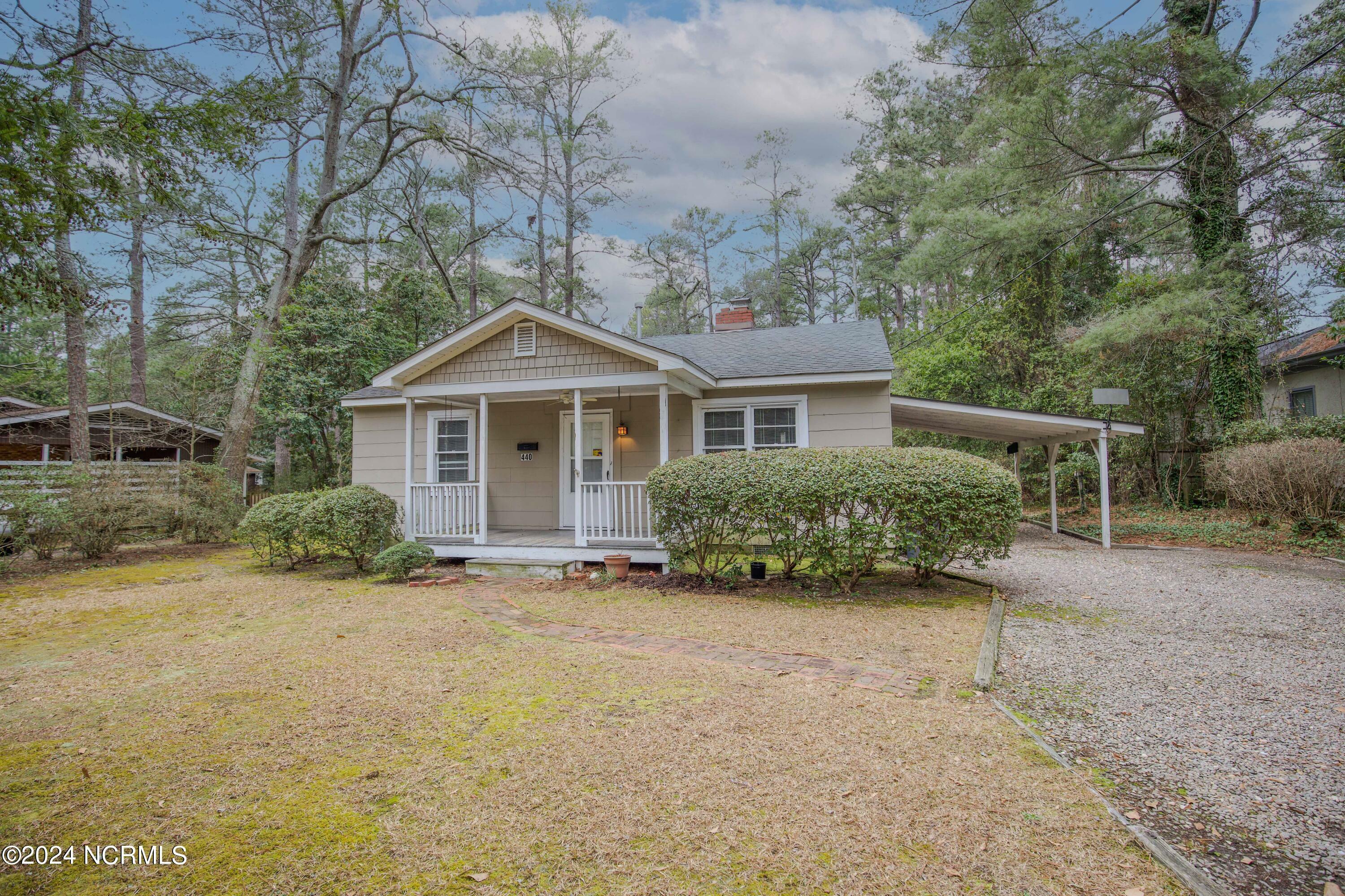 Property Photo:  440 S Ridge Street  NC 28387 