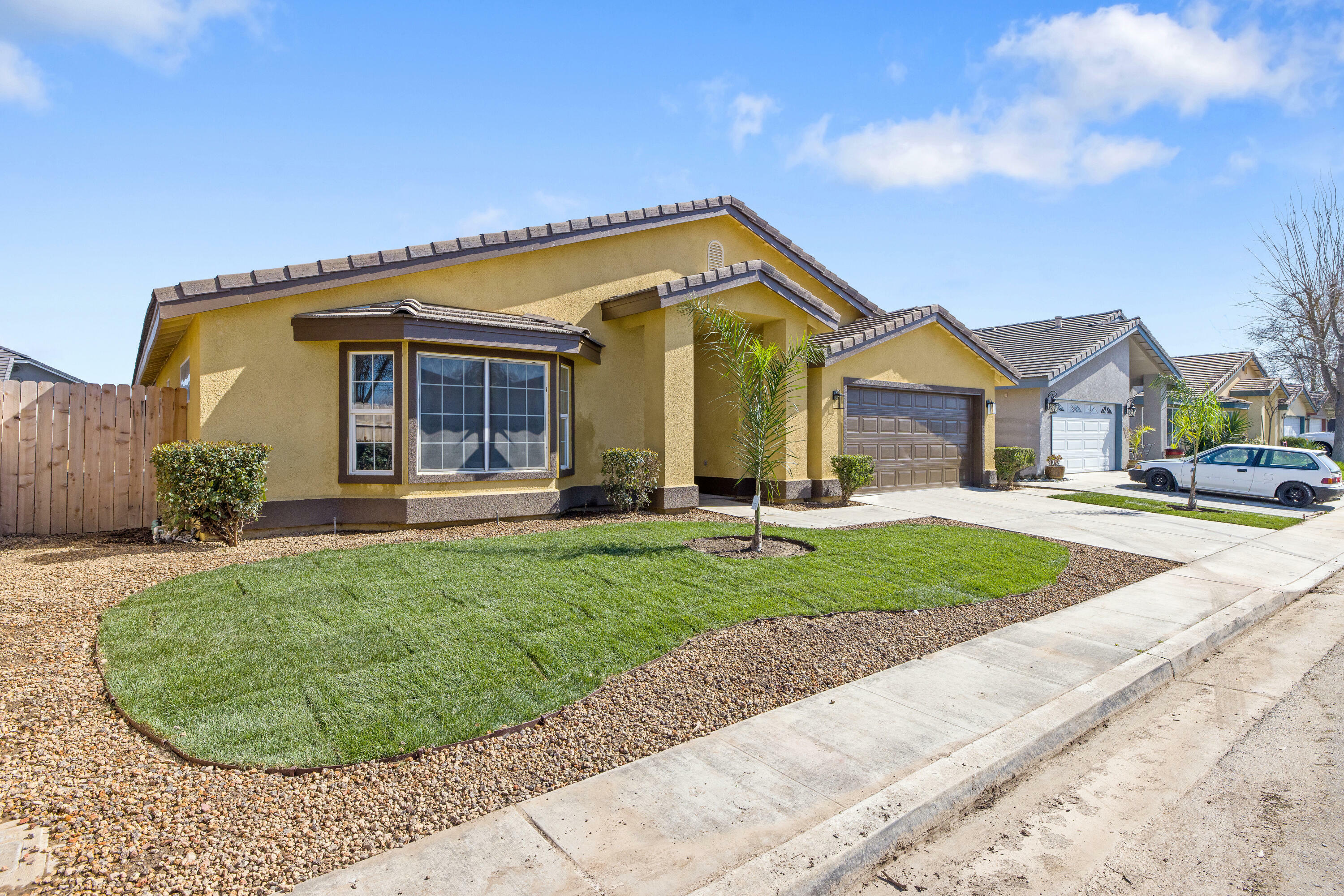 Property Photo:  1050 N Sumter Court  CA 93292 