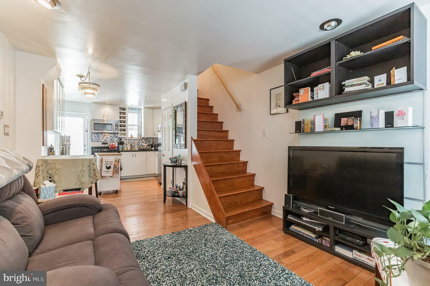 Property Photo:  625 S Delhi Street  PA 19147 