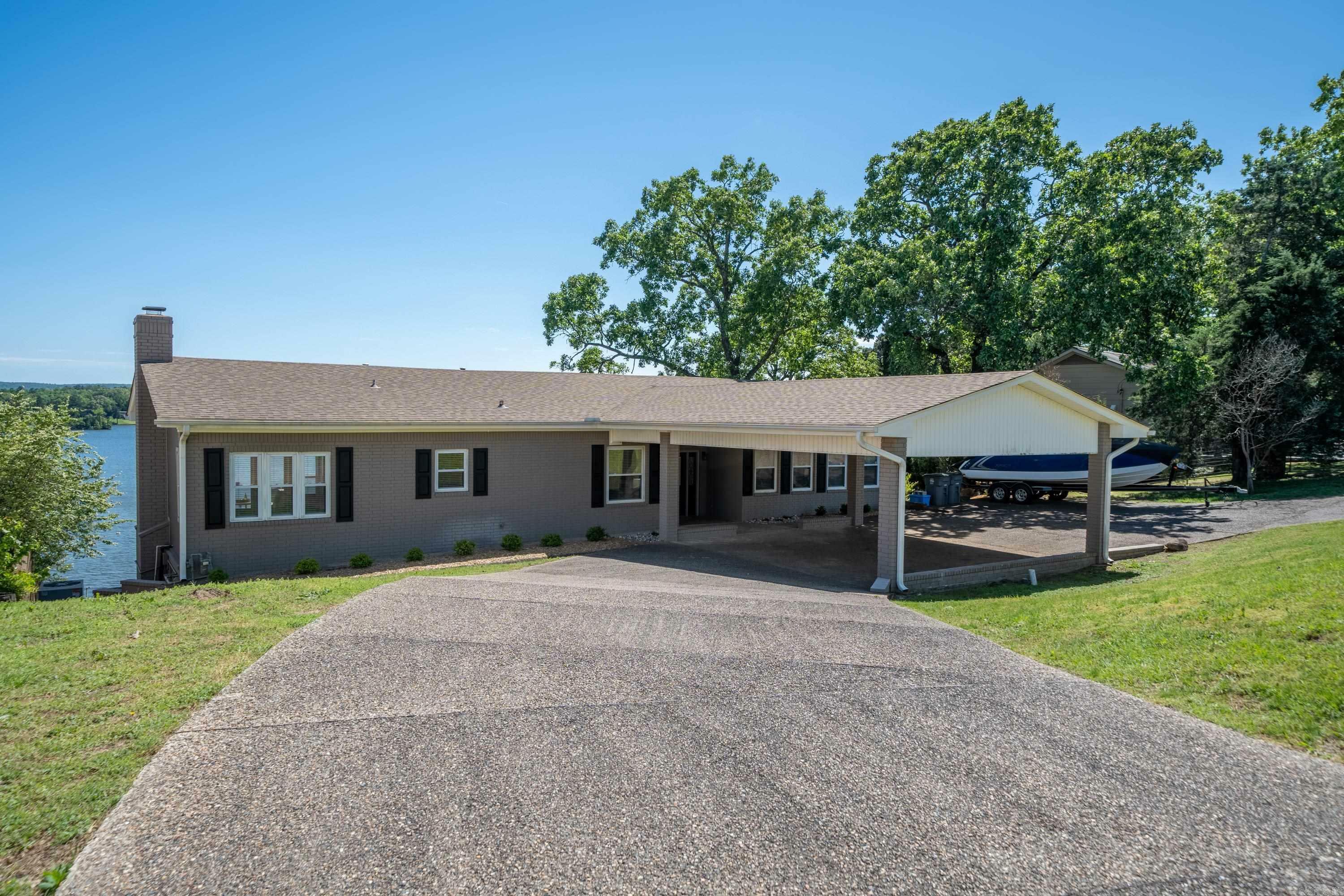 Property Photo:  362 Lake Hamilton  AR 71913 