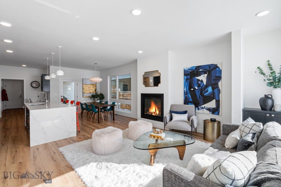Property Photo: 2751 W Graf Street MT 59718