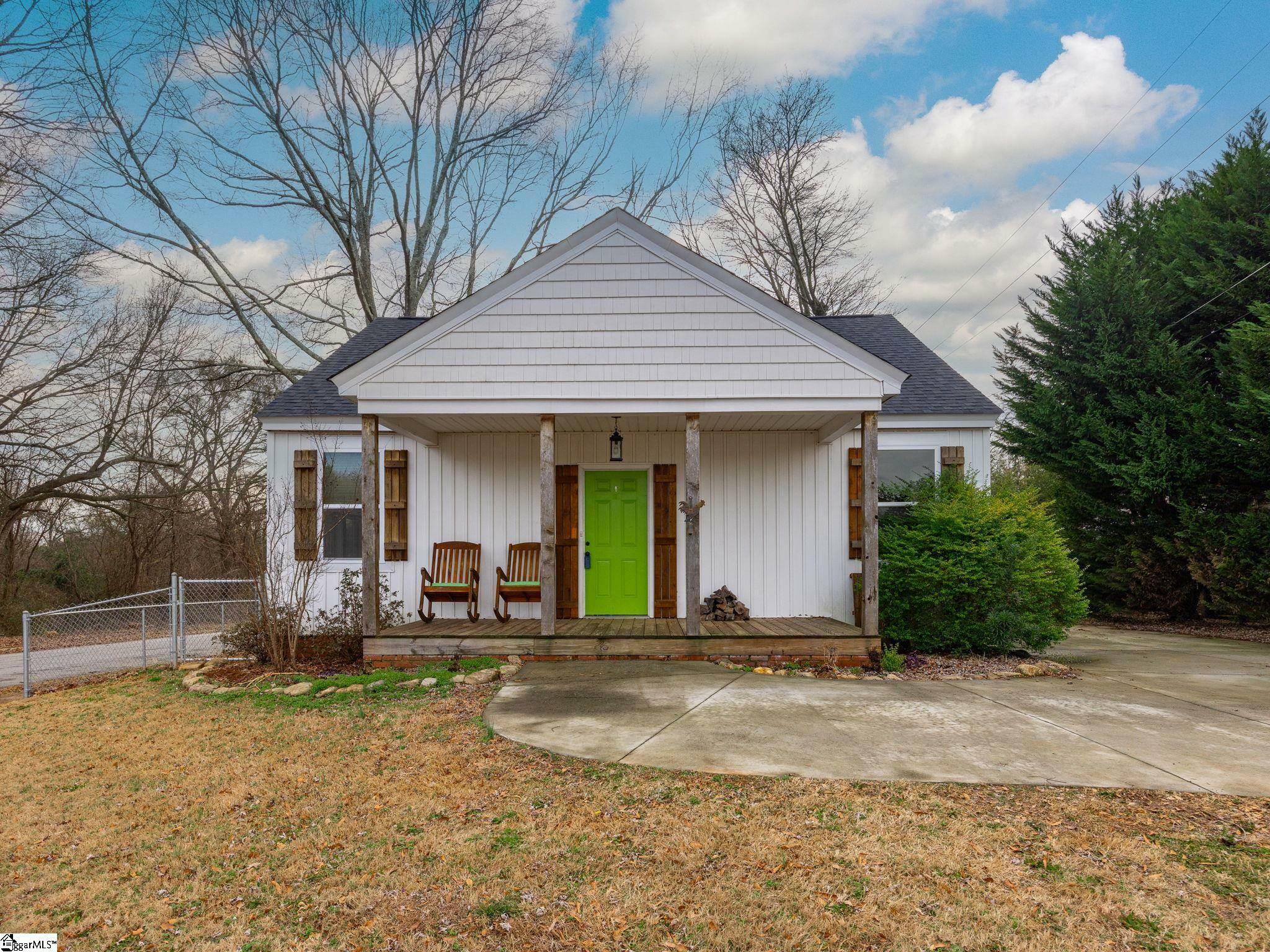 Property Photo: 158 Thelma Drive SC 29301
