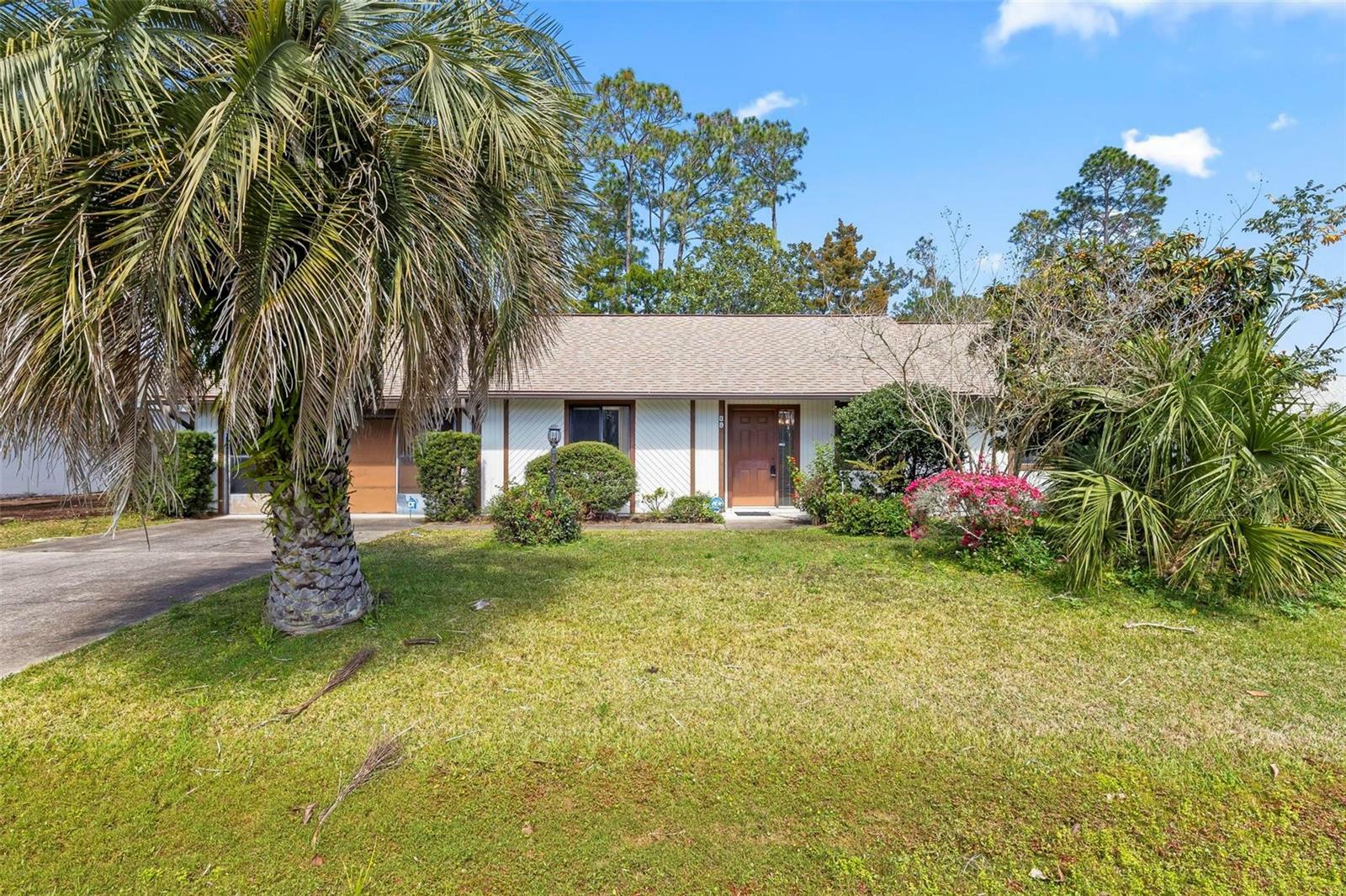 Property Photo:  39 Bannerwood Lane  FL 32137 