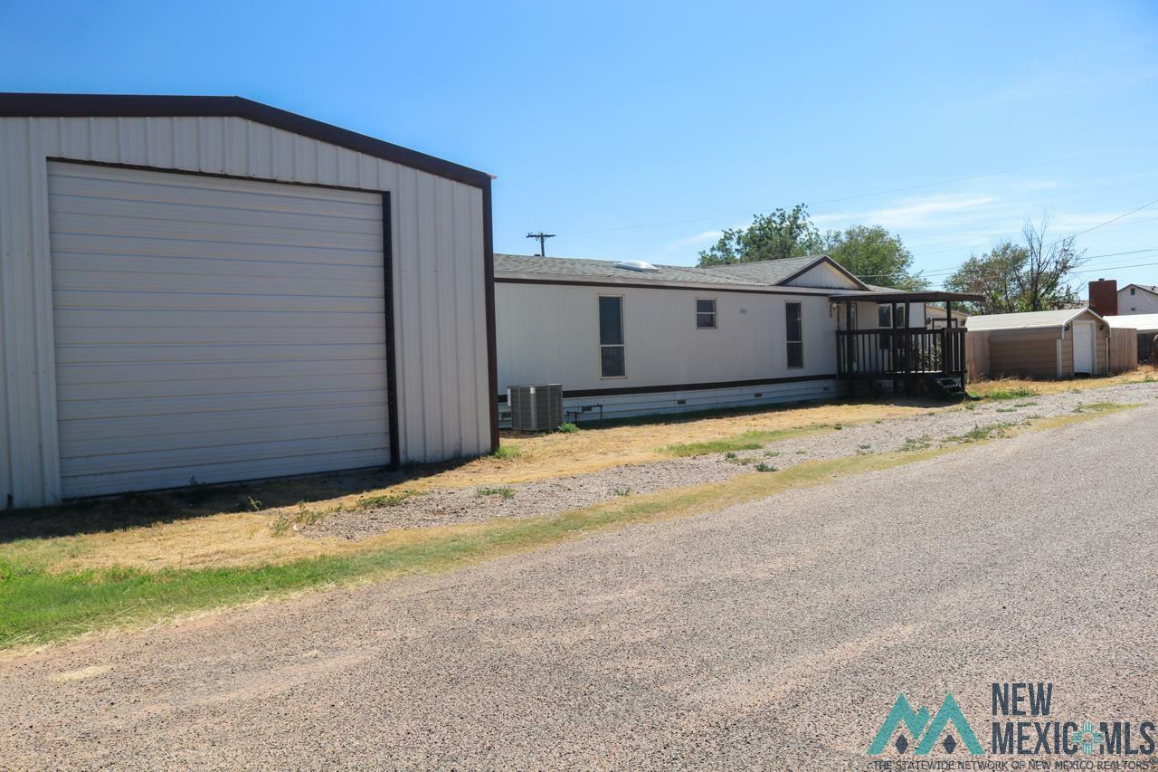 Property Photo:  1901 Redwine Orange  NM 88130 