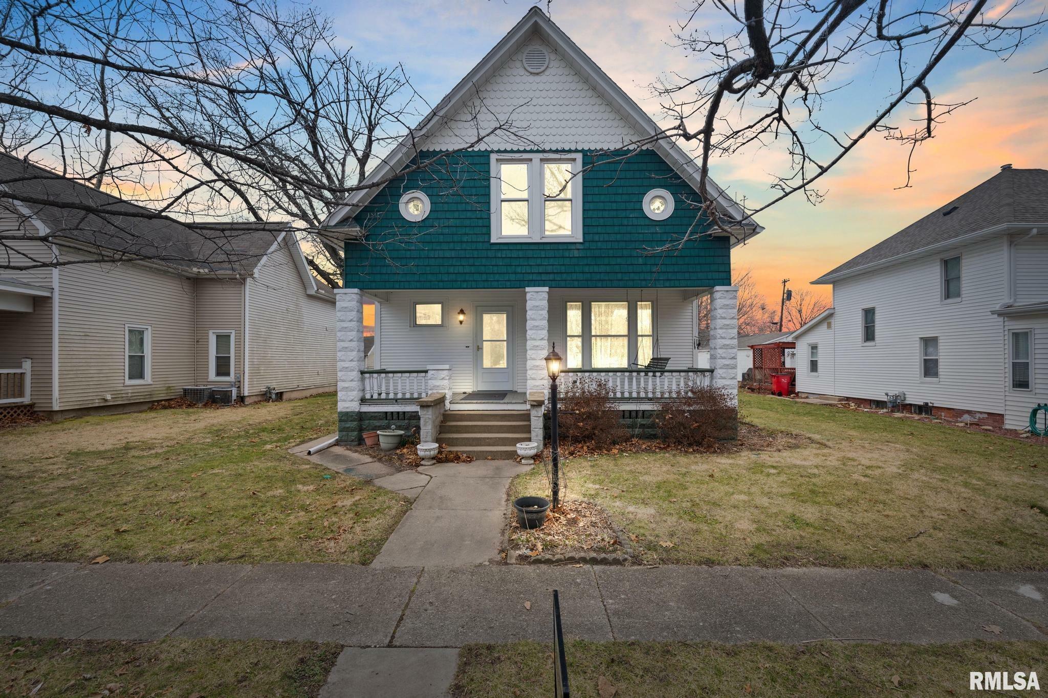 Property Photo:  404 N Lilac Street  IL 61529 