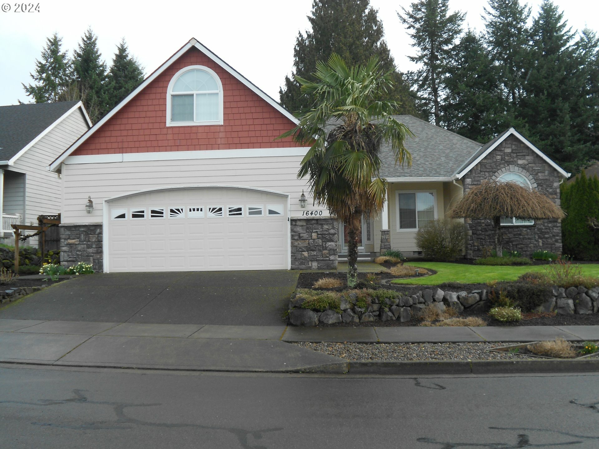 16400 Wayne Dr  Oregon City OR 97045 photo