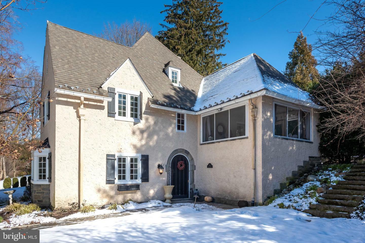 Property Photo:  211 Ladbroke Road  PA 19010 