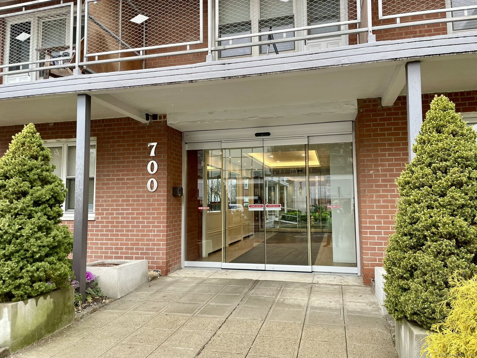 Property Photo:  700 Summer Street Apt 7K  CT 06901 