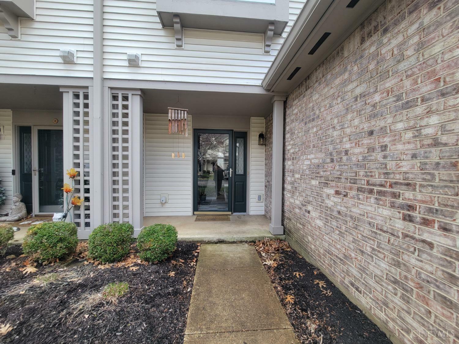 Property Photo:  1122 Evergreen Park Court  OH 45458 