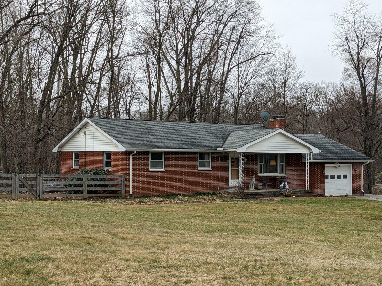 Property Photo:  5822 County Road 121  OH 43338 