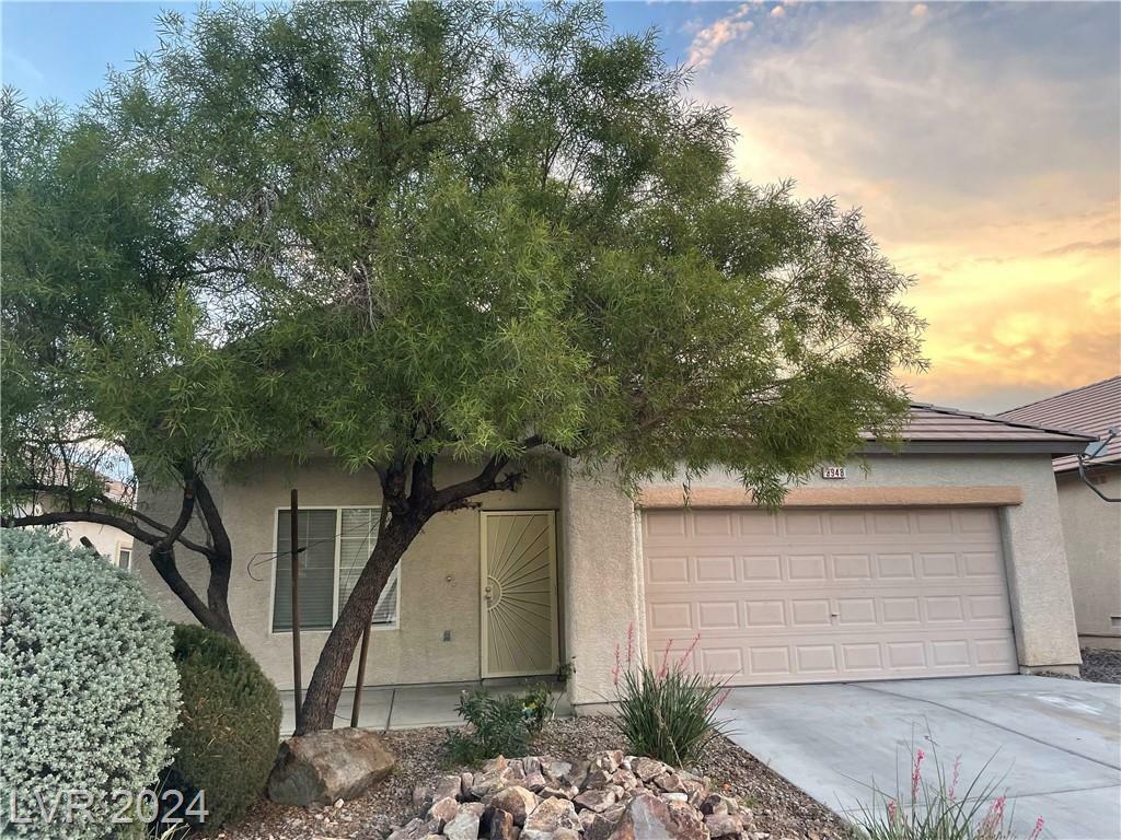 Property Photo:  3948 Yellow Mandarin Avenue  NV 89081 