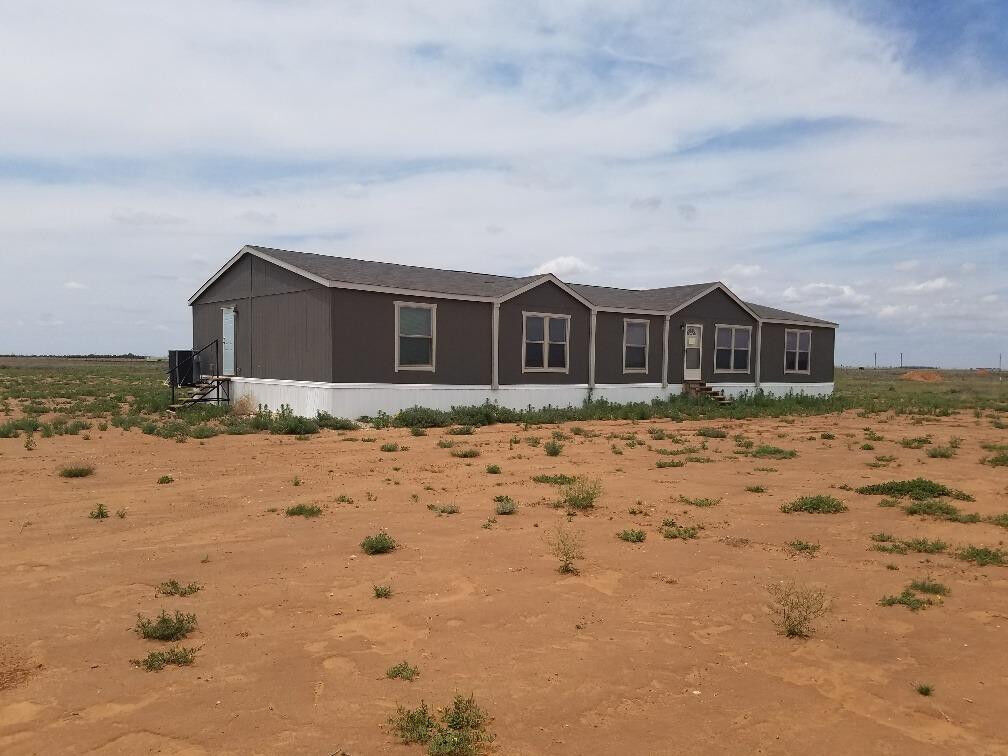 Property Photo: 16329 N County Road 1100 TX 79363