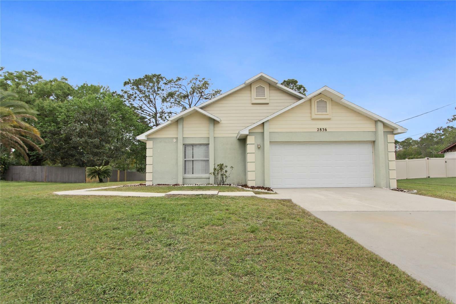 Property Photo:  2836 Abington Avenue  FL 32826 