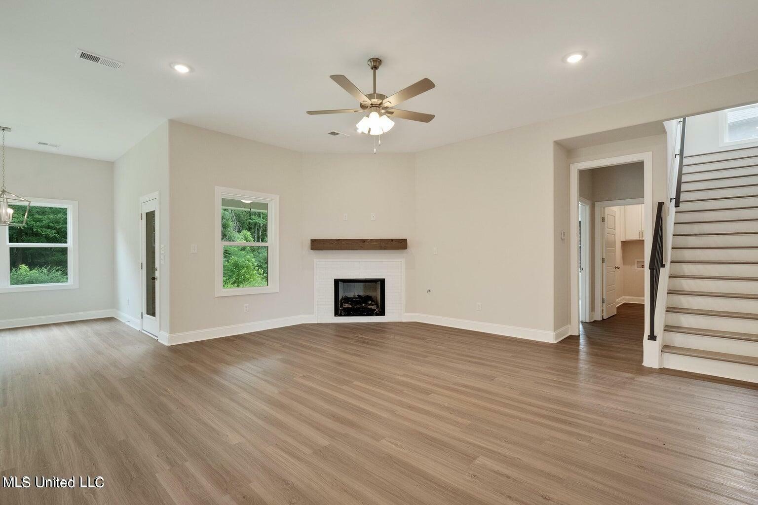 Property Photo:  10269 April Springs Drive  MS 38654 