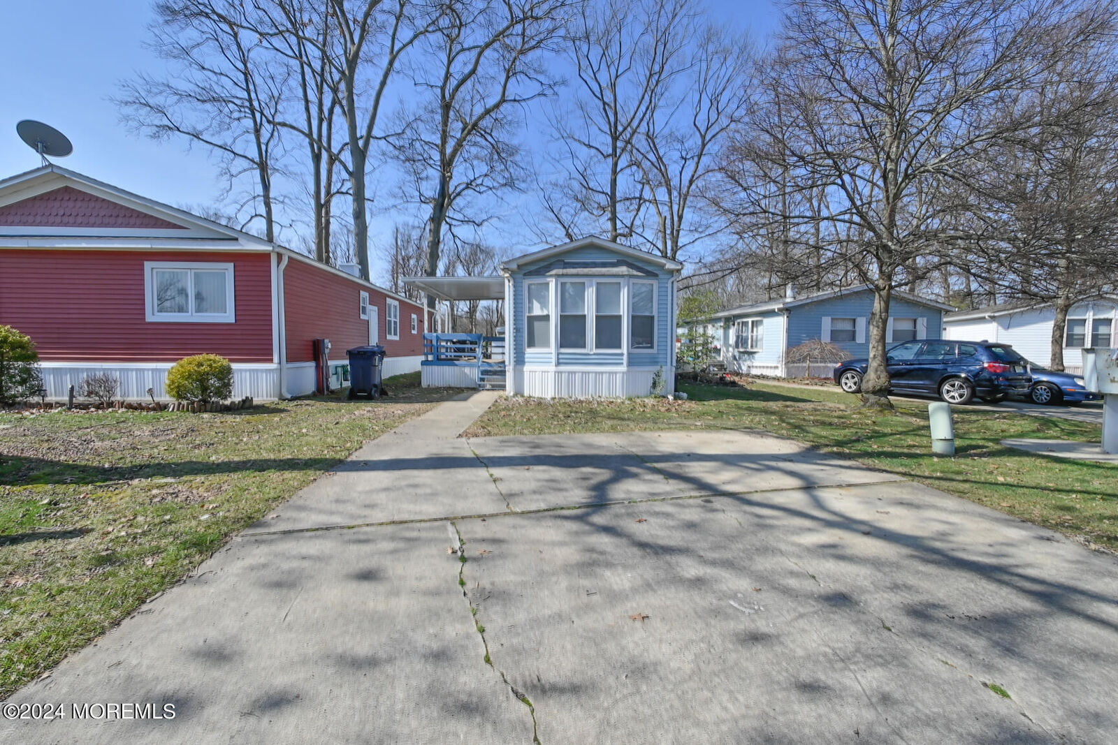 Property Photo:  44 Dickens Road  NJ 08902 