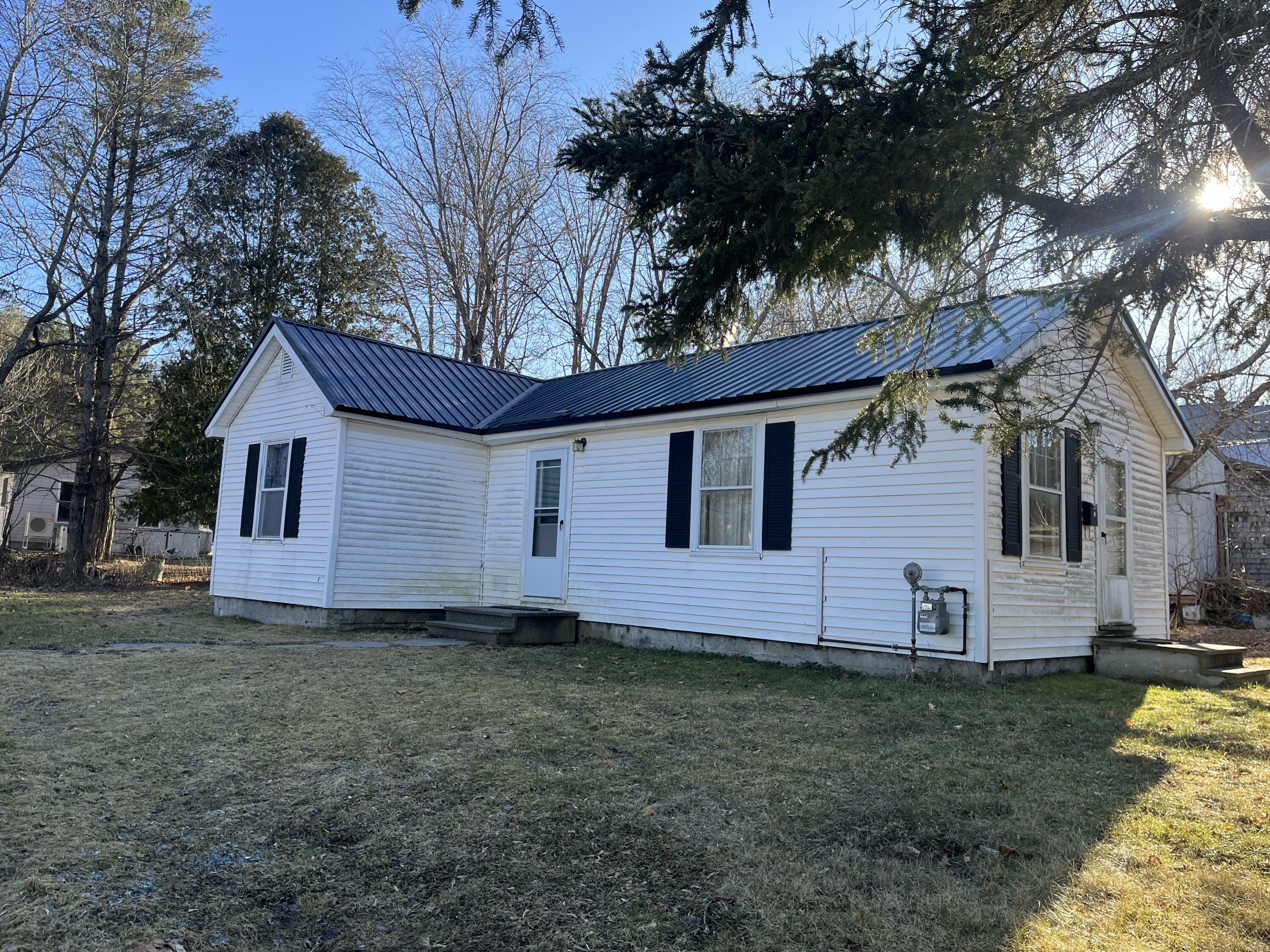 Property Photo: 62 Lincoln Street ME 04468
