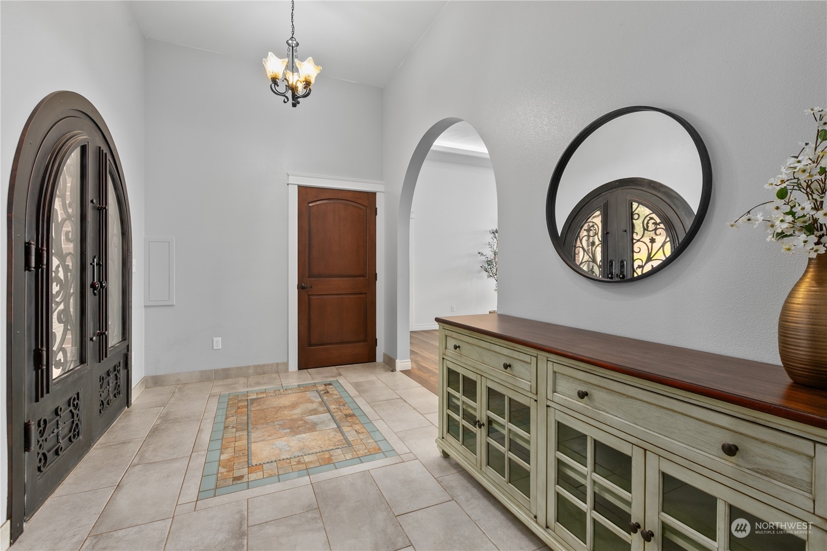 Property Photo: 6400 Goodwin WA 98247