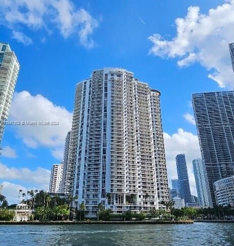 Property Photo: 901 Brickell Key Blvd 3701 FL 33131