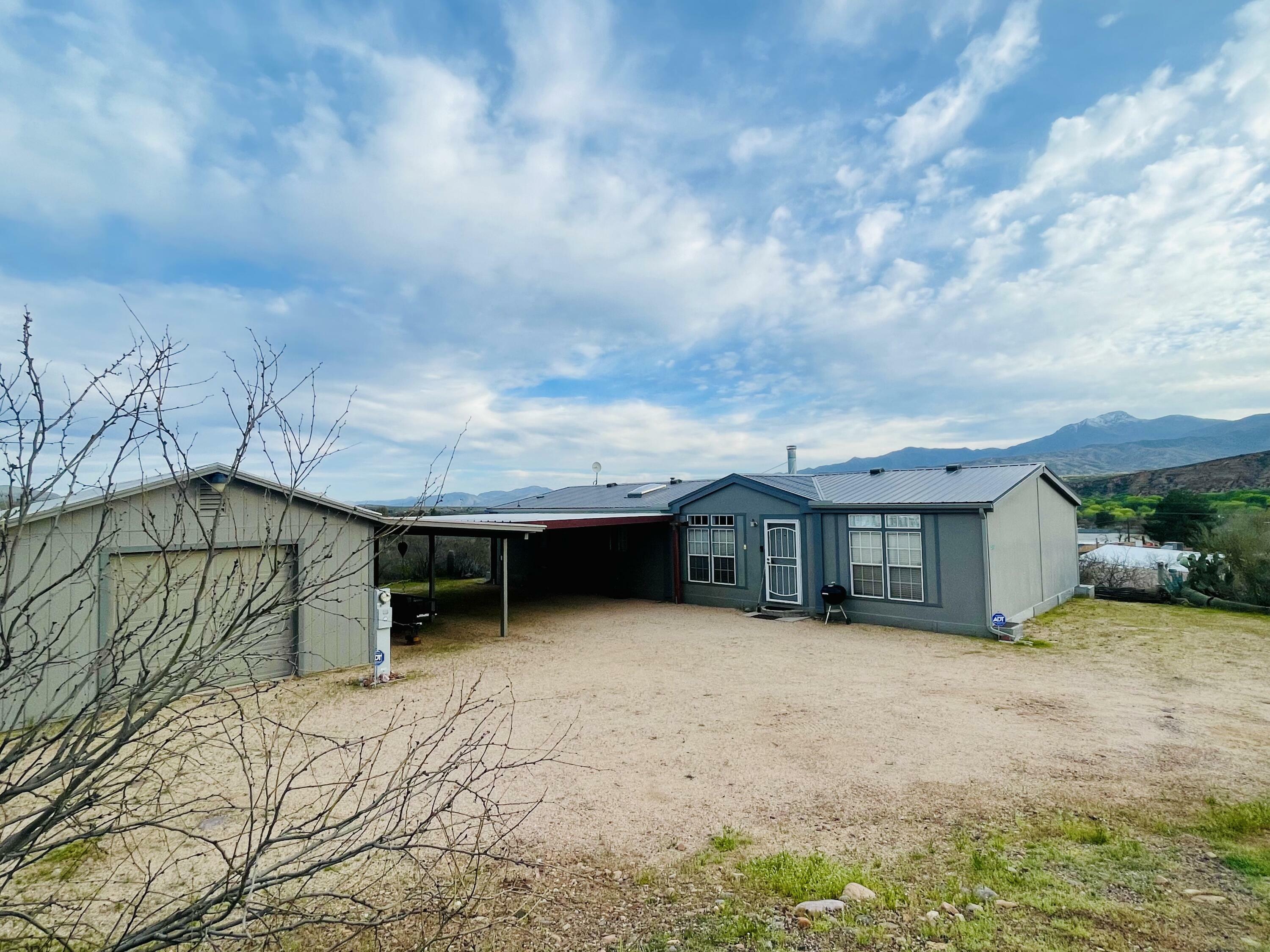 Property Photo: 361 N Dooley Nob AZ 85553