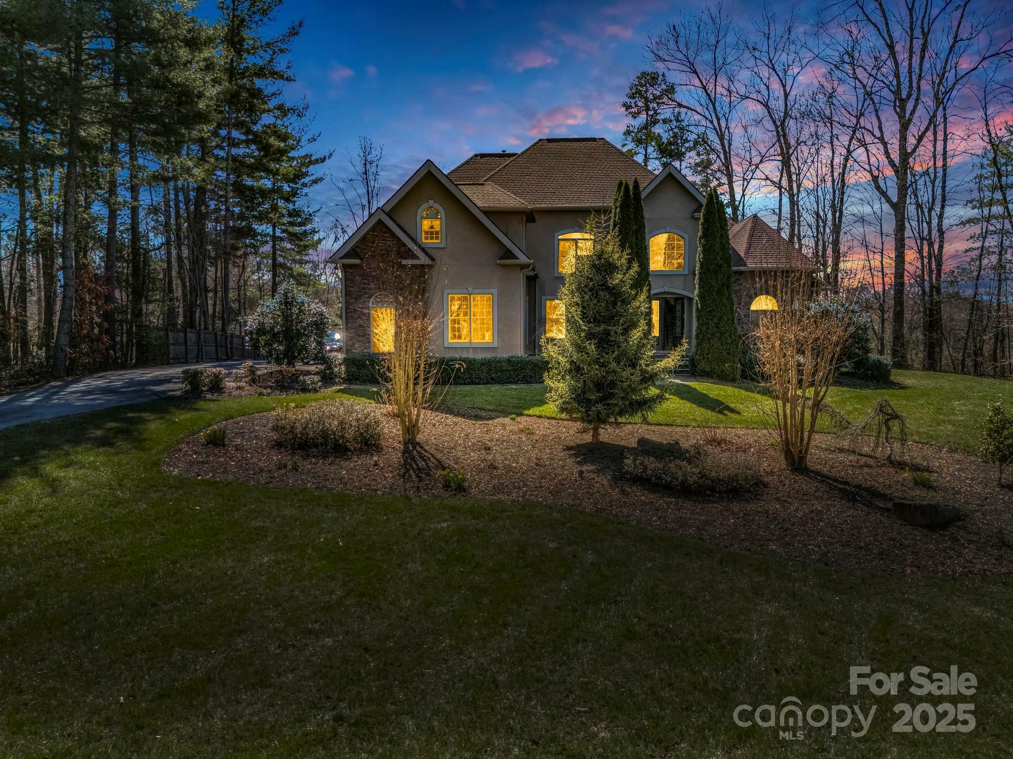 Property Photo: 84 Bloomingdale Drive NC 28732