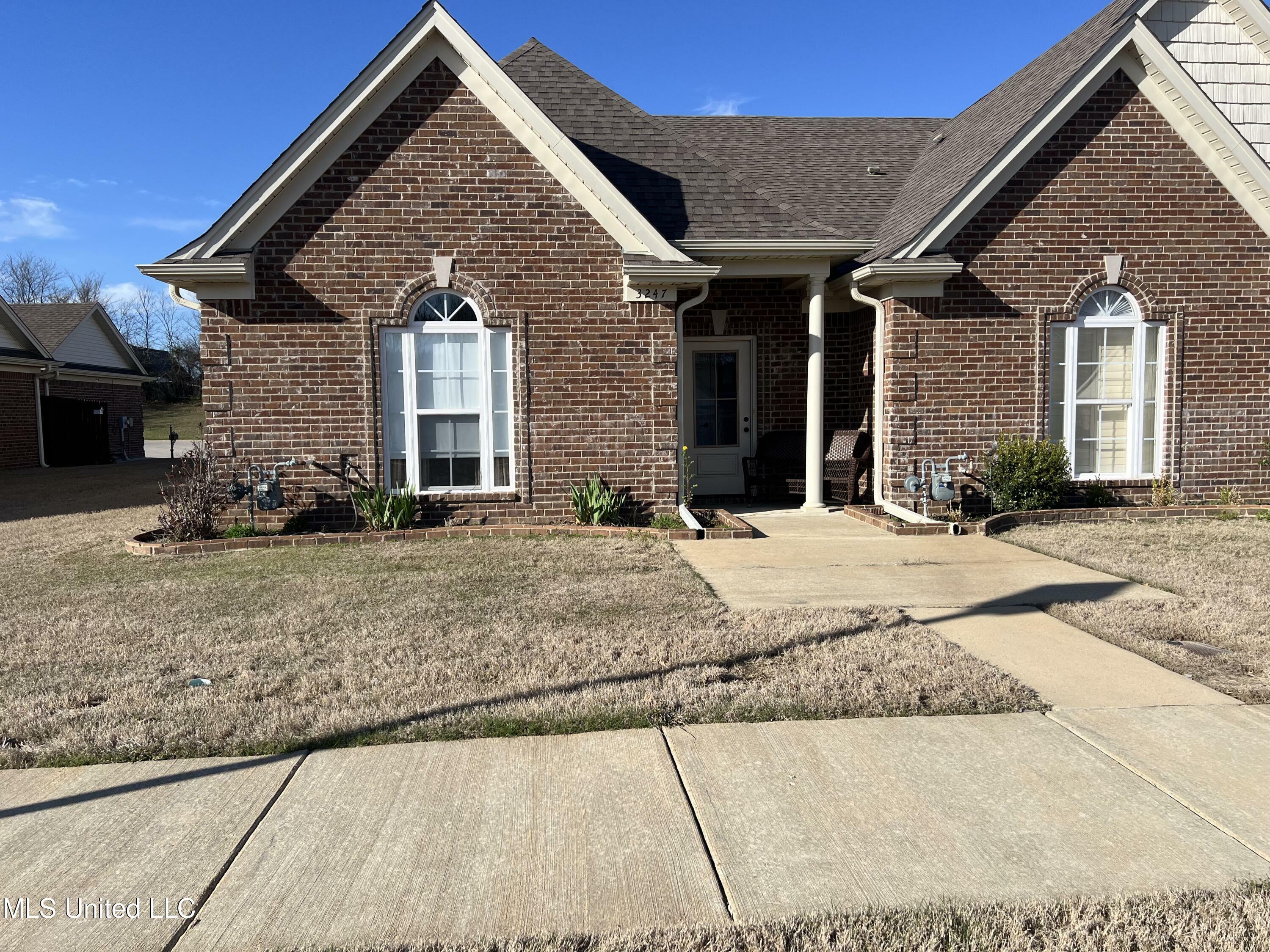 3247 Parkdale Cove  Southaven MS 38672 photo
