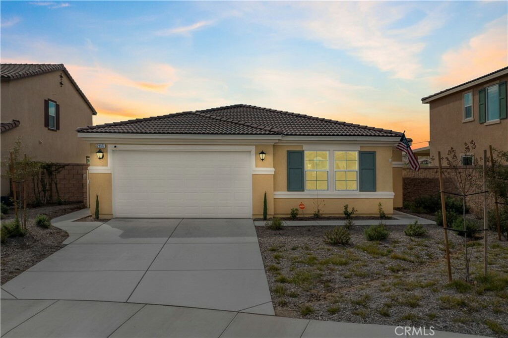 Property Photo:  28377 Sidekick Ct  CA 92585 
