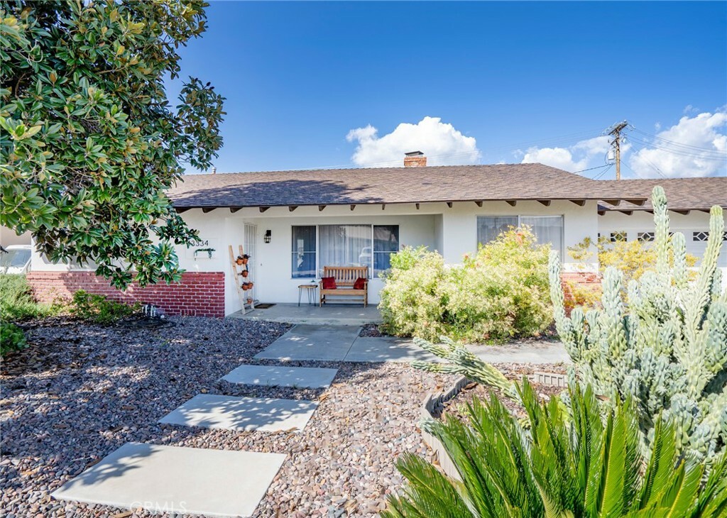 Property Photo:  43334 E Acacia Avenue  CA 92544 