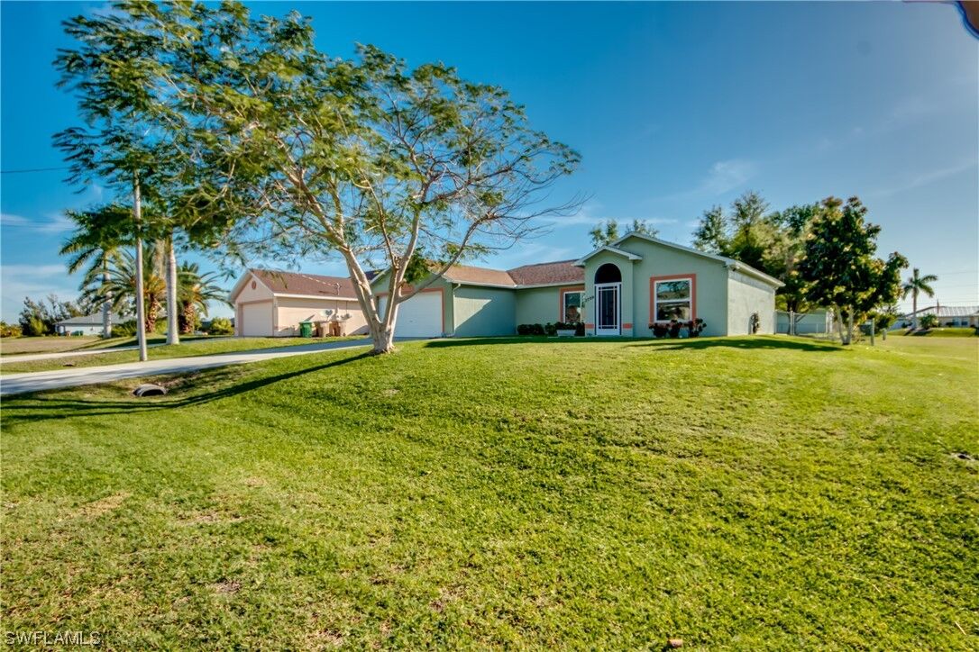Property Photo: 2109 NW 23rd Avenue FL 33993