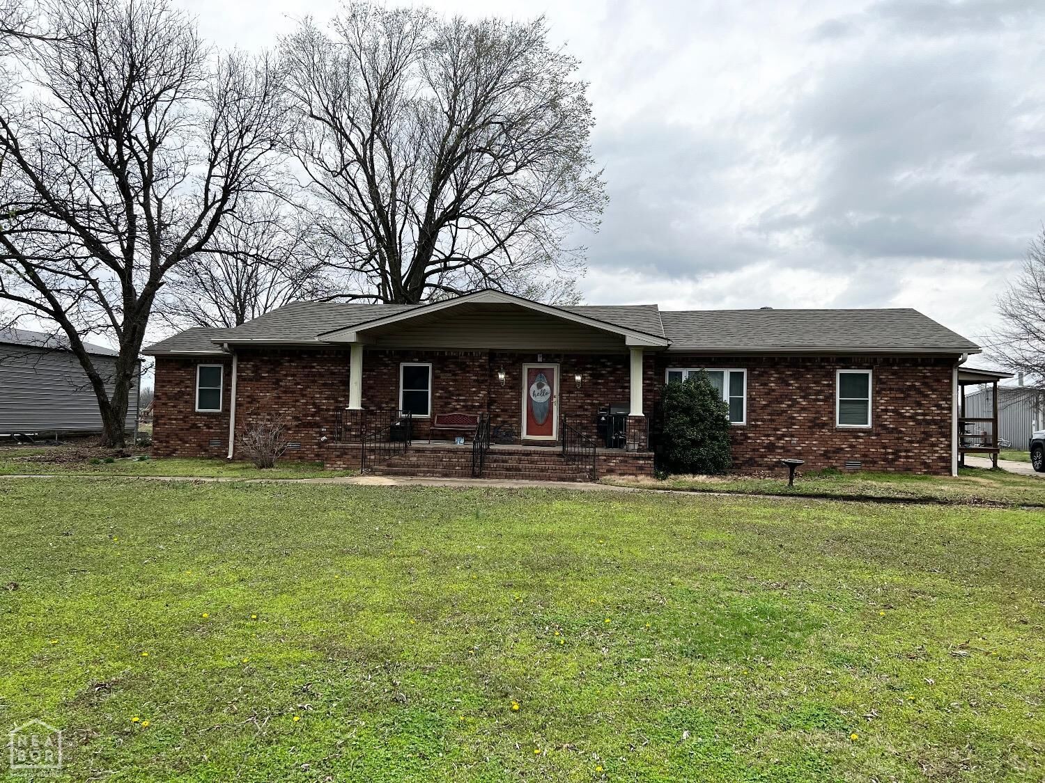 Property Photo:  724 E County Road 30  AR 72315 