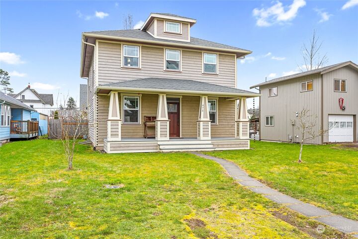 475 E Street  Blaine WA 98230 photo