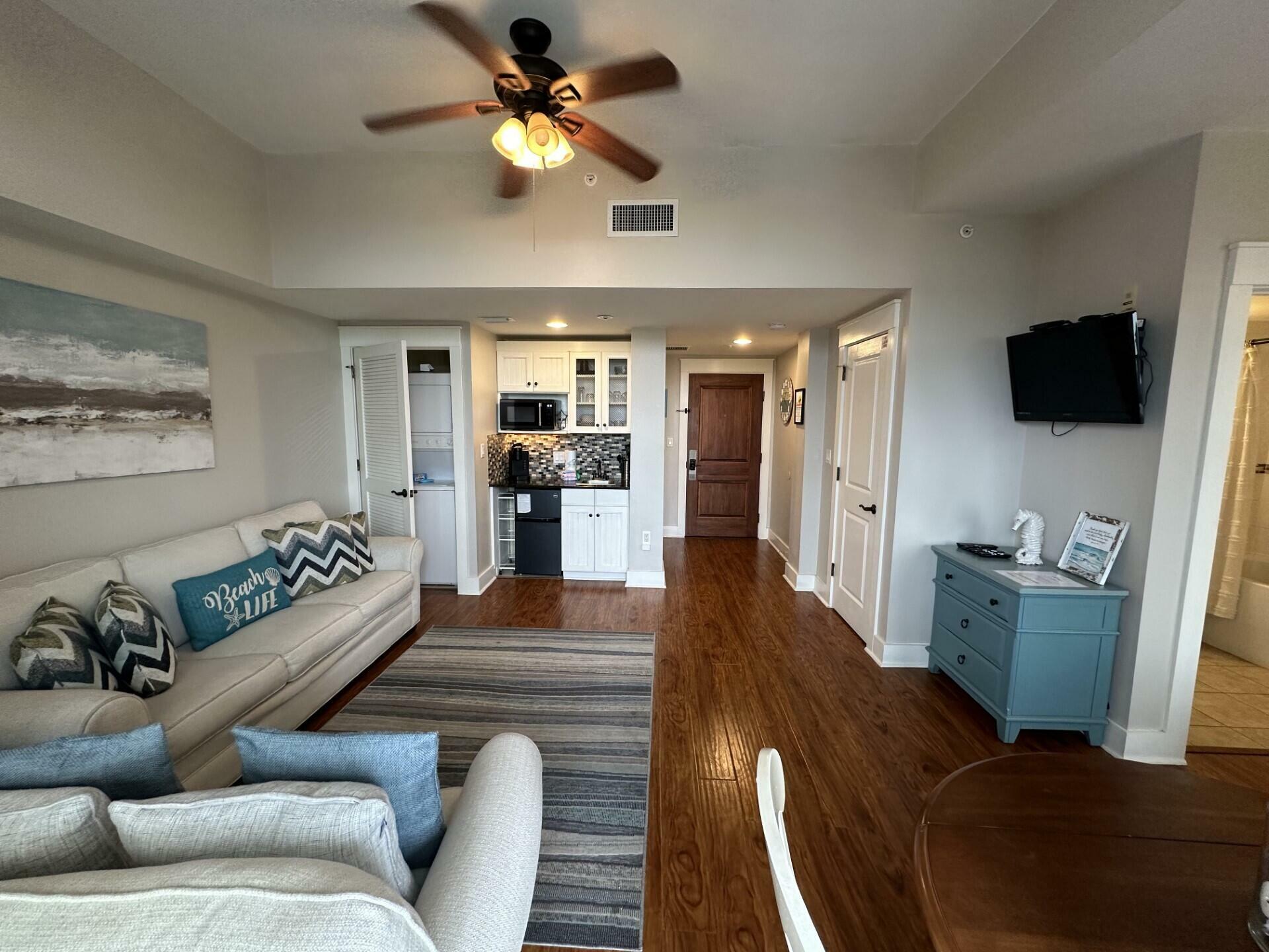 Property Photo:  9100 Baytowne Wharf Boulevard Unit 471  FL 32550 