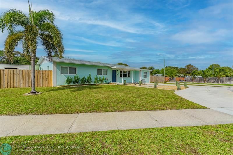 103 S 11th St  Lantana FL 33462 photo