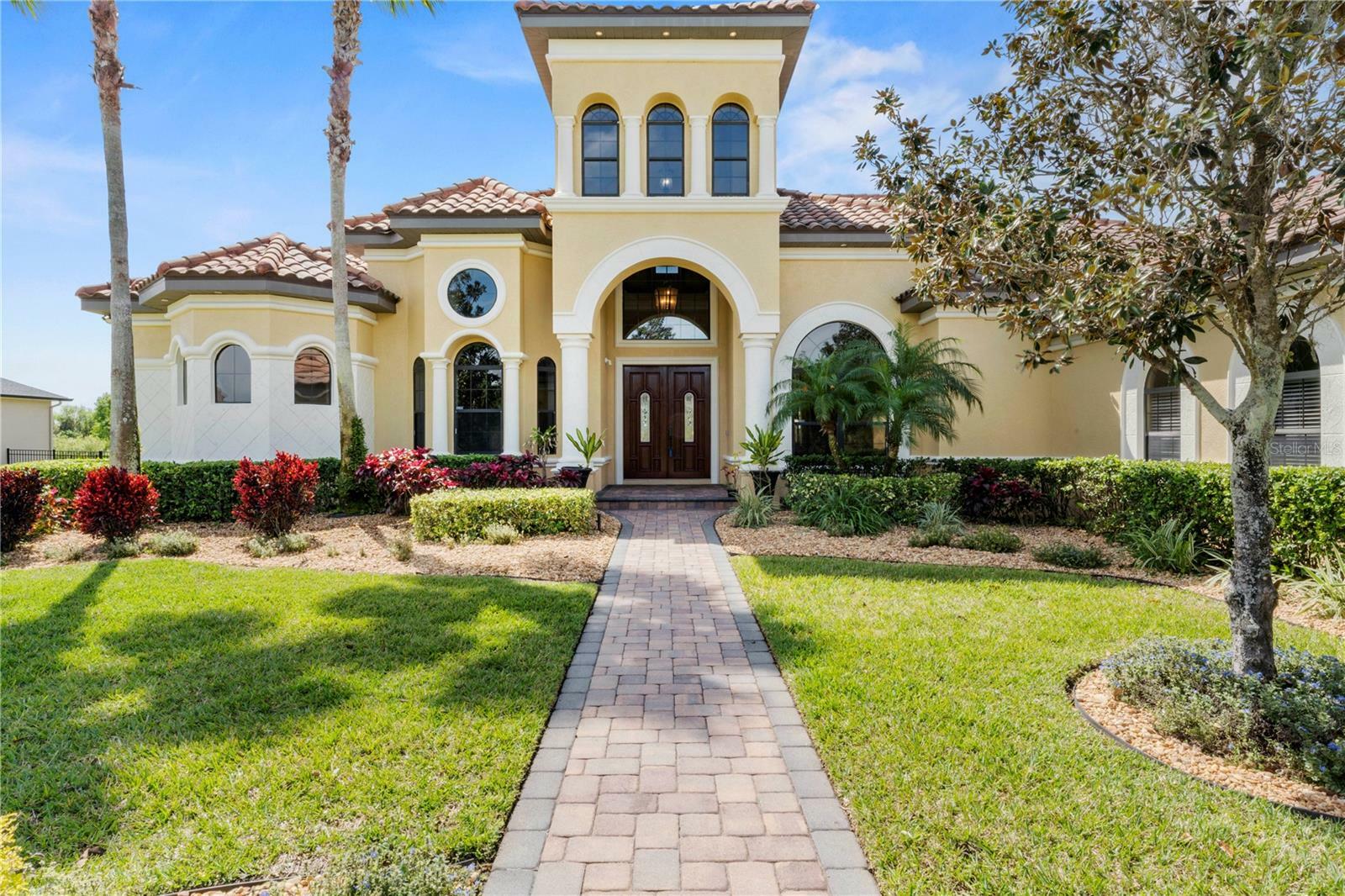 Property Photo:  407 Hawk Talon Drive  FL 33547 