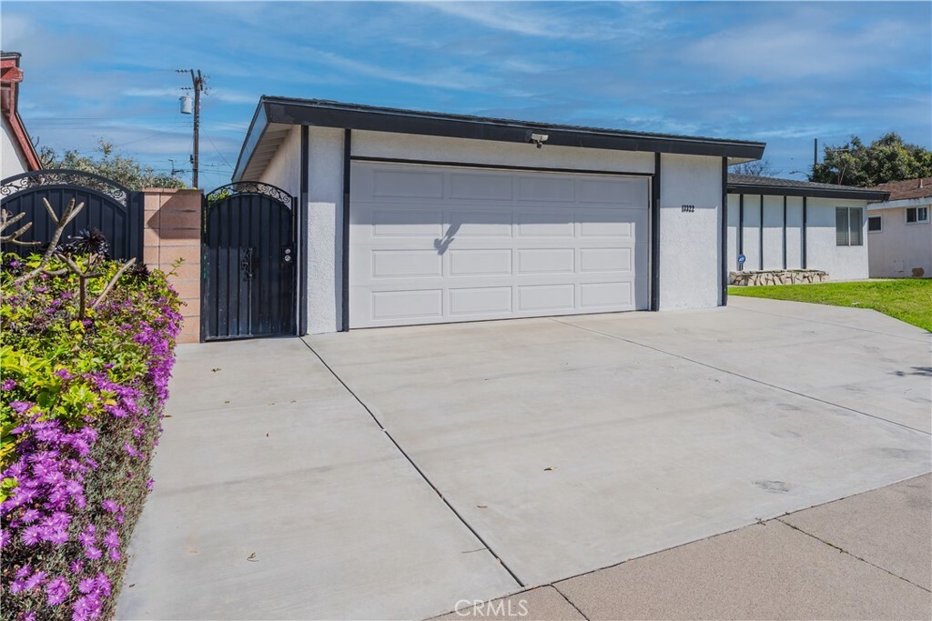 Property Photo: 13322 Dorfsmith Drive CA 92683